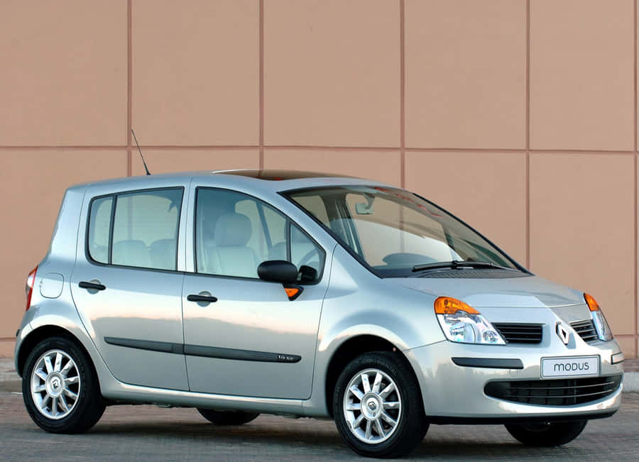 Renault Modus: Compact Style And Comfort Wallpaper