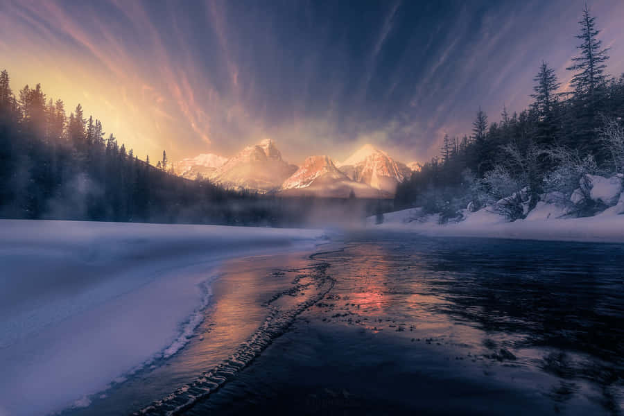 Resplendent Beauty Of The Canadian Rockies Wallpaper