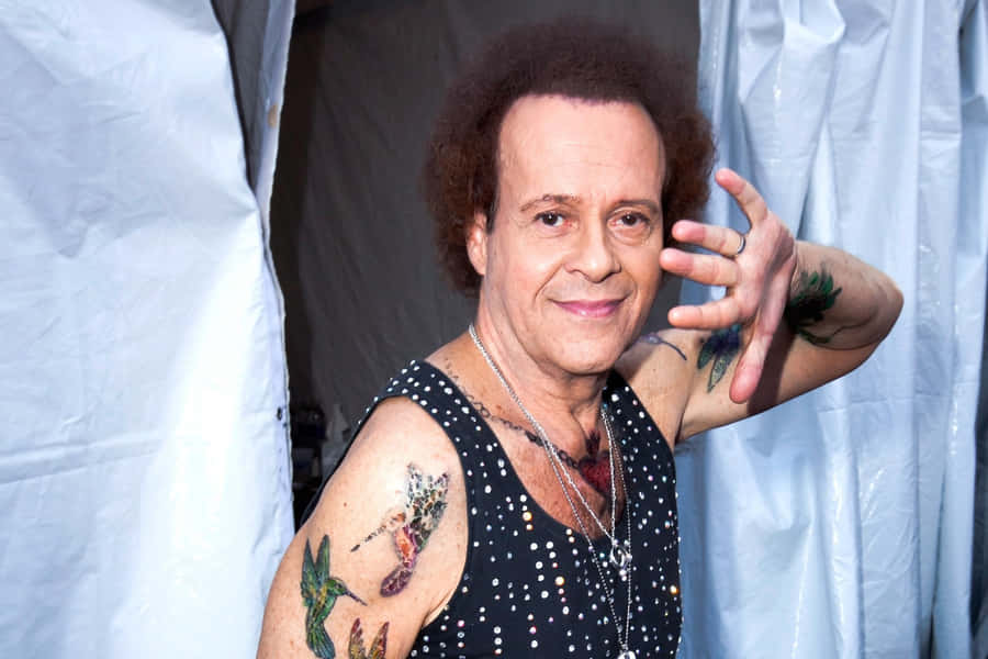 Richard Simmons Waving Smile Wallpaper
