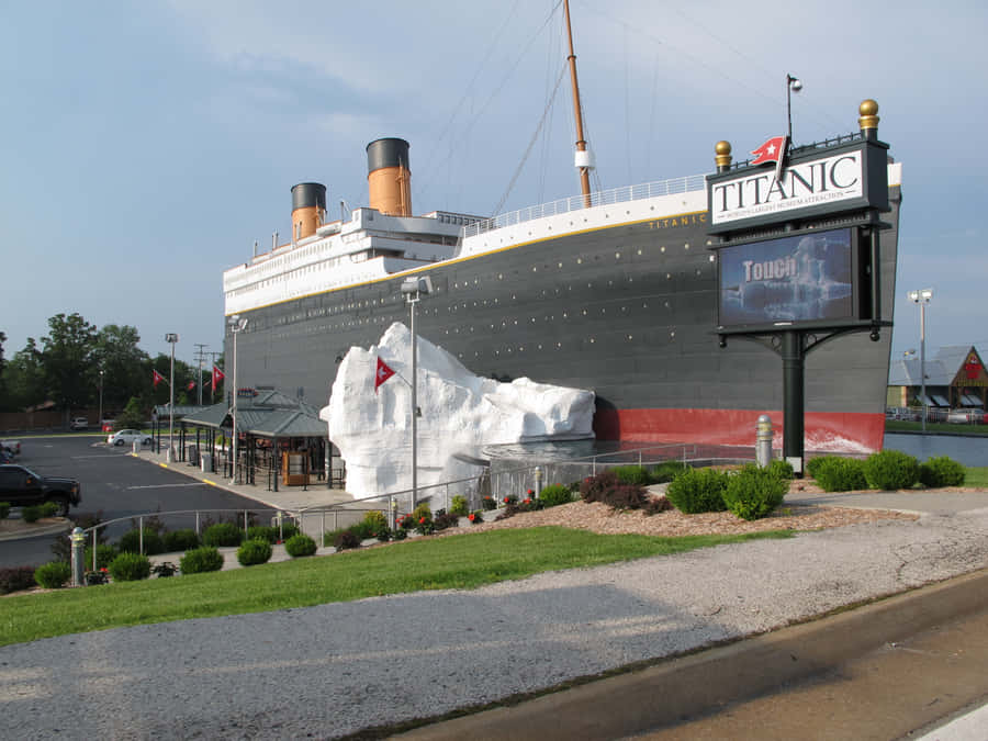 Rms Titanic Museum With Road Wallpaper