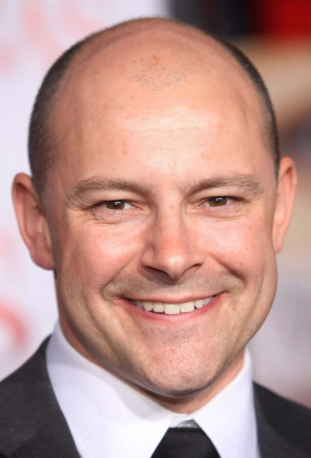 Rob Corddry - American Comedian And Actor Wallpaper