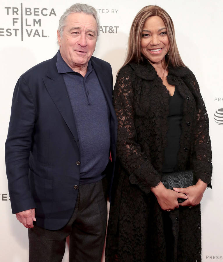 Robert De Niro And Wife Wallpaper