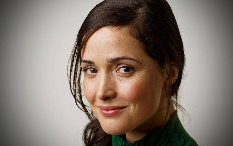 Rose Byrne Hollywood Movie Actress Wallpaper