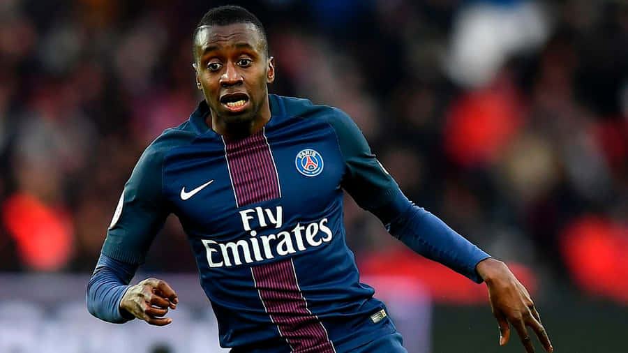 Running Psg Midfielder Blaise Matuidi Wallpaper