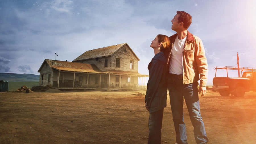 Rustic Farmhouseand Couple Looking Upward Wallpaper