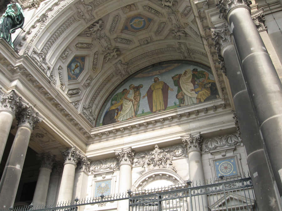Scenic View Of Berliner Dom On Museum Island Wallpaper