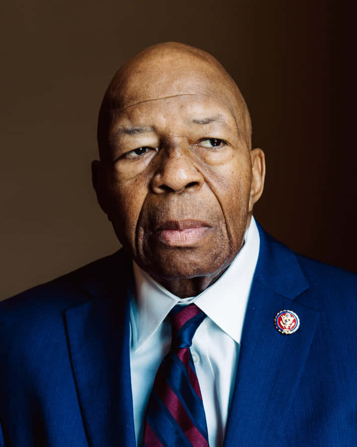 Serious Elijah Cummings In A Dark Blue Suit Wallpaper
