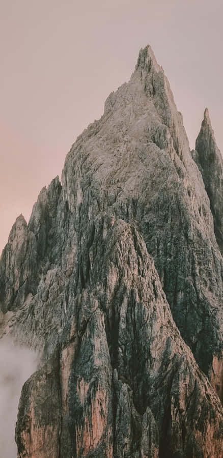 Sharp Mountain Peak Landscape Wallpaper