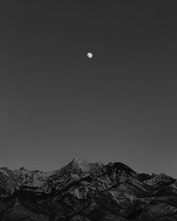 Singular Moon Over Mountains [wallpaper] Wallpaper