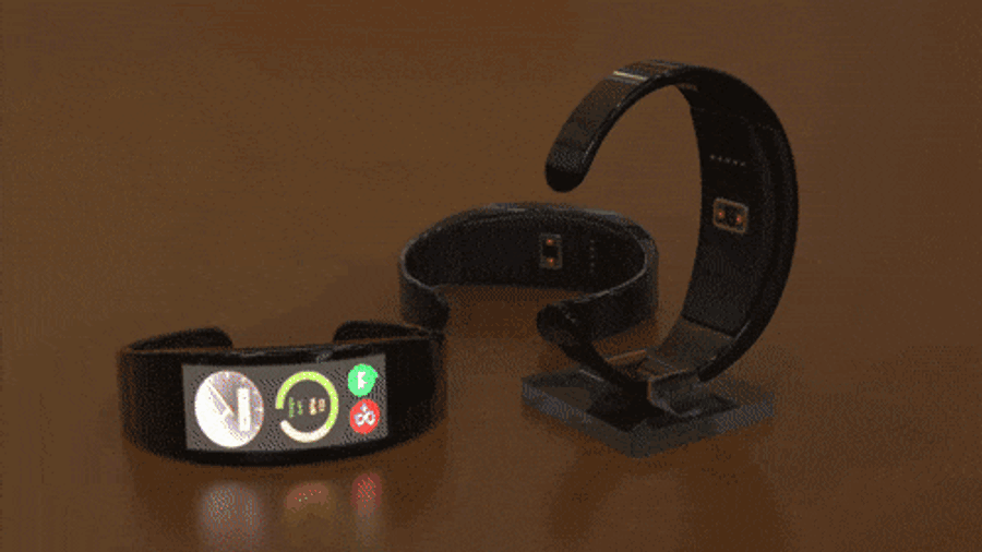 Sleek And Sophisticated - Modern Smartwatch On A Dark Background Wallpaper