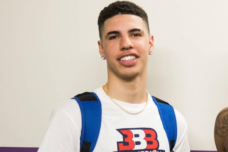 Smile Look Lamelo Ball Wallpaper