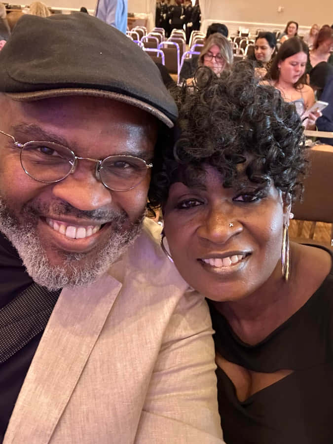 Smiling Duoat Event Wallpaper