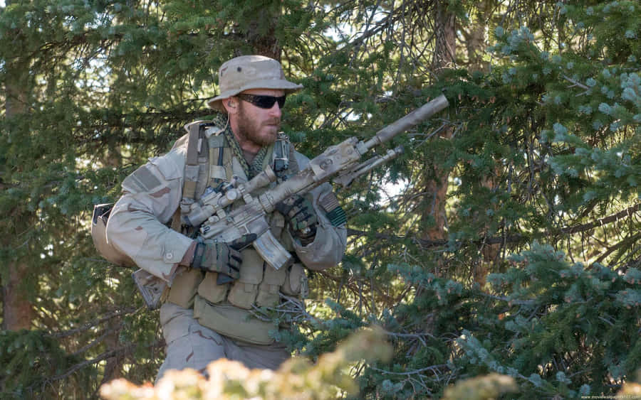 Soldierin Forest Camouflage Wallpaper