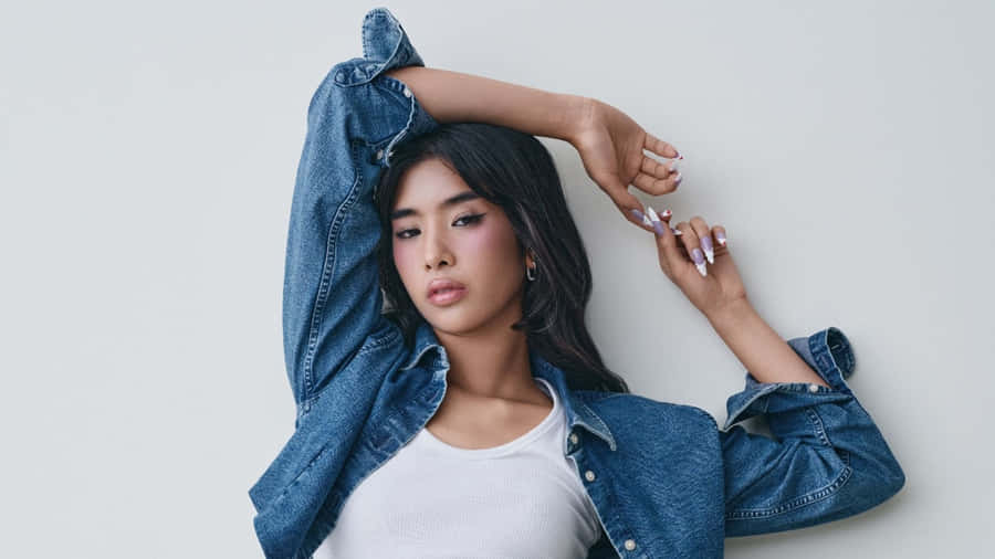 Sophia Katseye Fashion Portrait Wallpaper