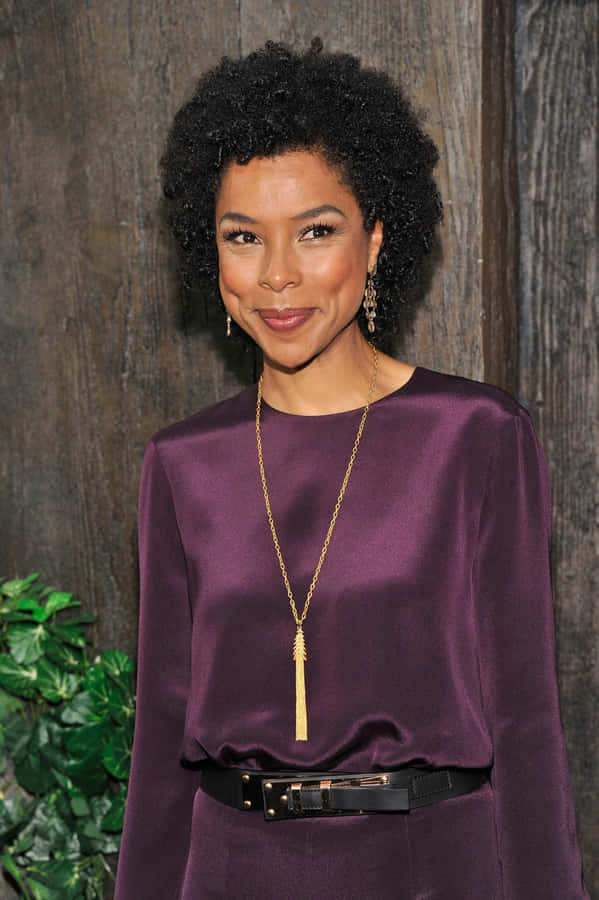 Sophie Okonedo Glowing In Grace Wallpaper