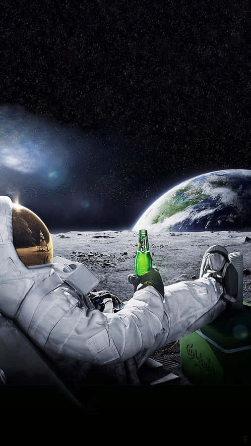 Spaceman Drinking As Dope Tumblr Iphone Wallpaper Wallpaper