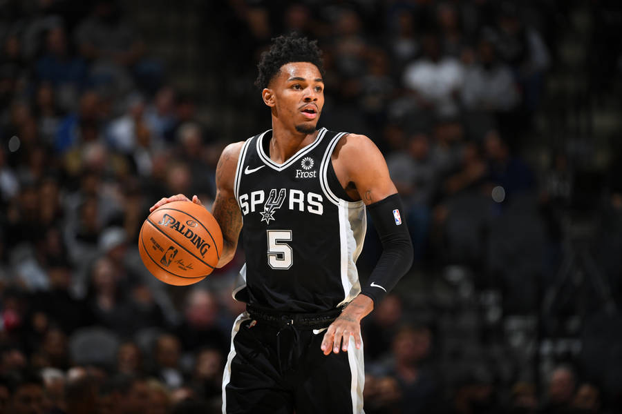 Spurs Baller Dejounte Murray Wallpaper