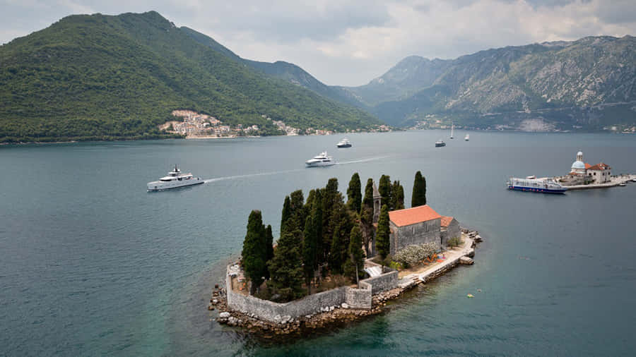 St. George Island And Our Lady Of The Rocks Wallpaper