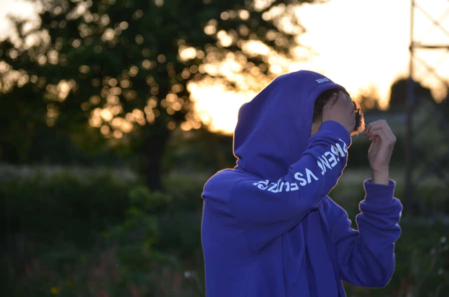 Stay Cozy This Winter In A Purple Hoodie! Wallpaper