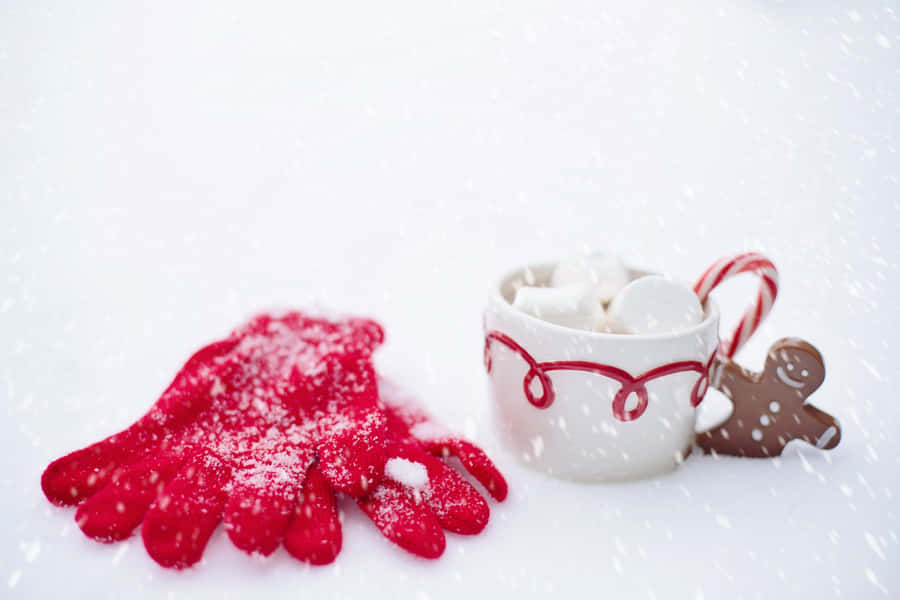 Steaming Hot Chocolate With Marshmallows On A Winter Day Wallpaper