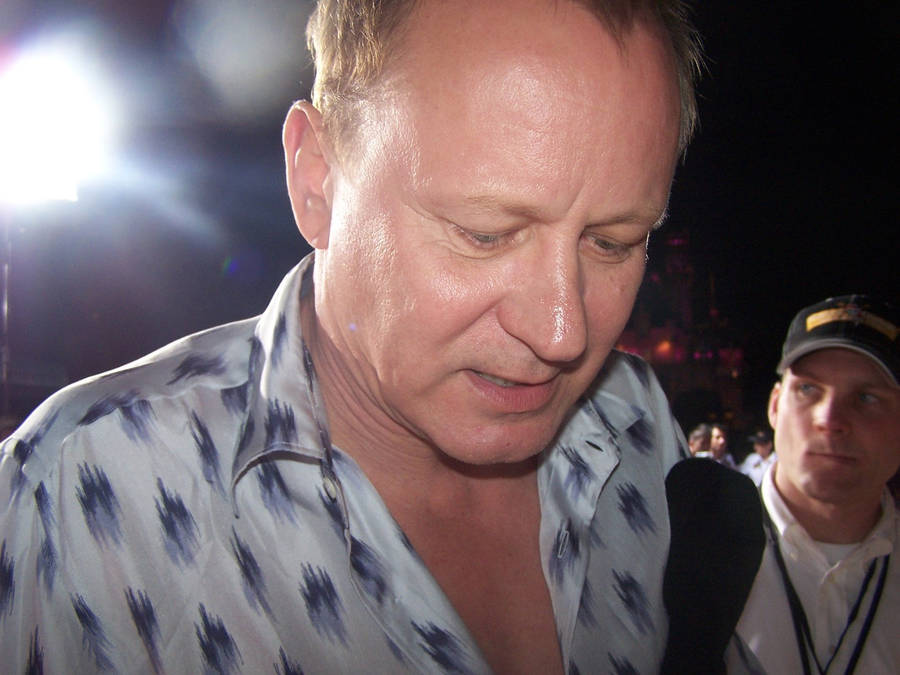 Stellan Skarsgård At Pirates Of The Caribbean Premiere Wallpaper