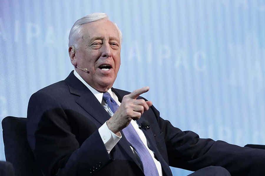 Steny Hoyer Engaged In Deep Discussion Wallpaper