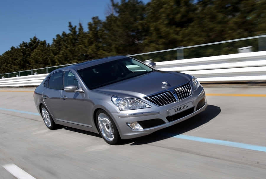 Striking Hyundai Equus In A Stunning Landscape Wallpaper