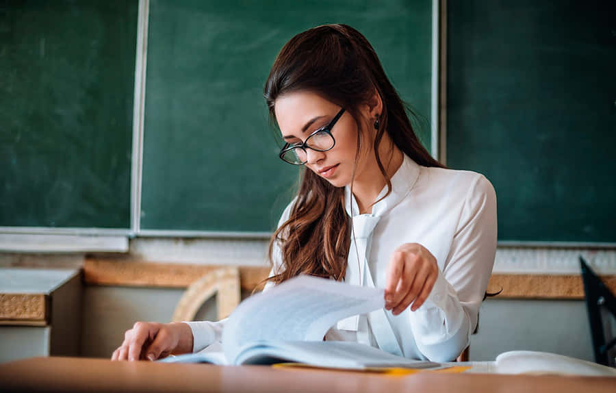 Stringent Professor Wallpaper