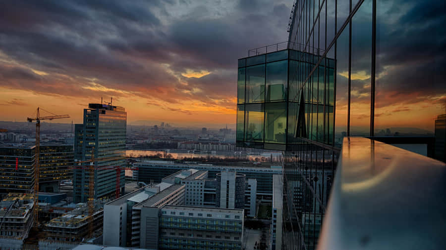 Stunning 4k Cityscape At Twilight Wallpaper