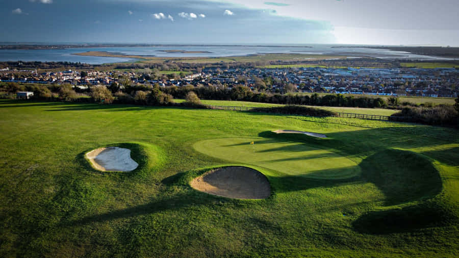 Stunning Golf Course Landscape Wallpaper