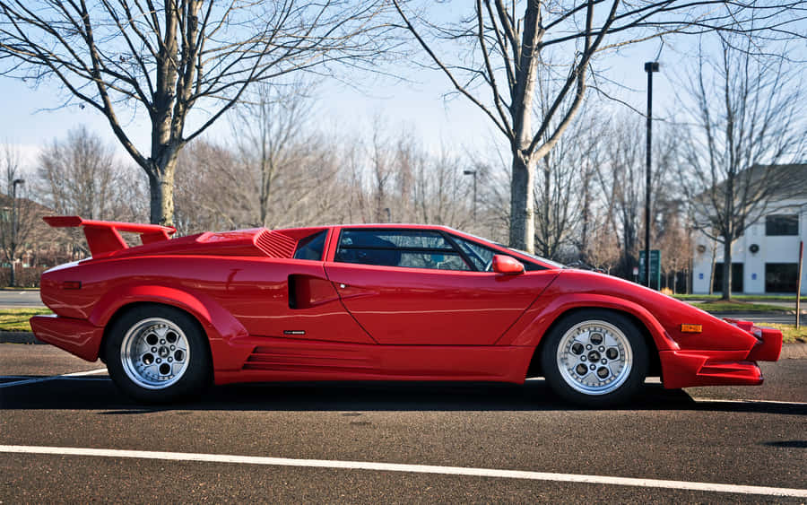 Stunning Lamborghini Countach In Action Wallpaper