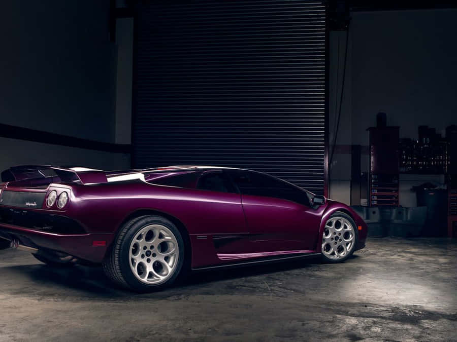 Stunning Lamborghini Diablo In Action Wallpaper