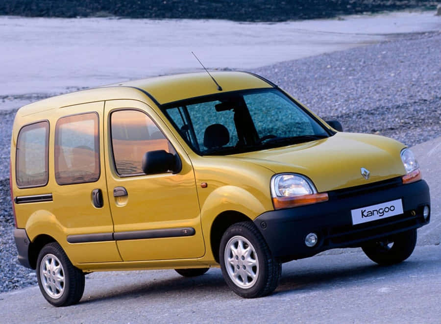 Stylish And Versatile Renault Kangoo On The Road Wallpaper