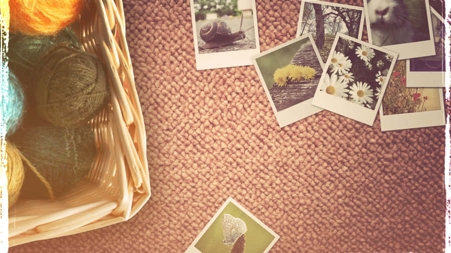 Stylish, Cute And Vintage - The Perfect Look Wallpaper