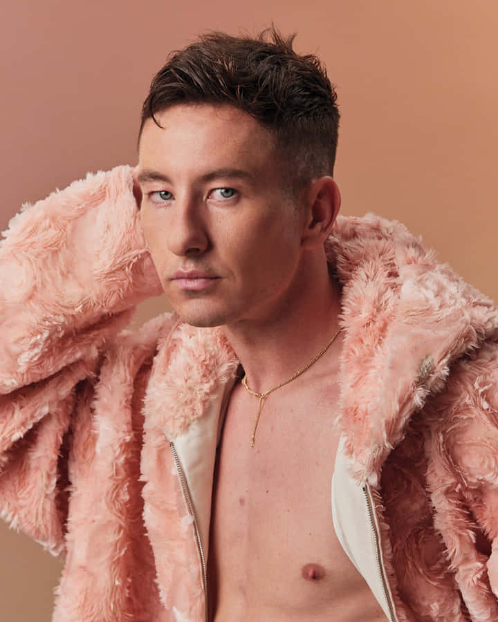 Stylish Manin Pink Fur Coat Wallpaper