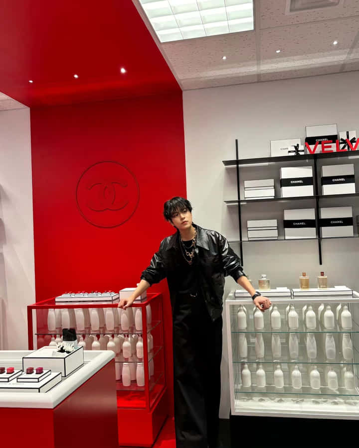 Stylish Manin Red Store Interior Wallpaper