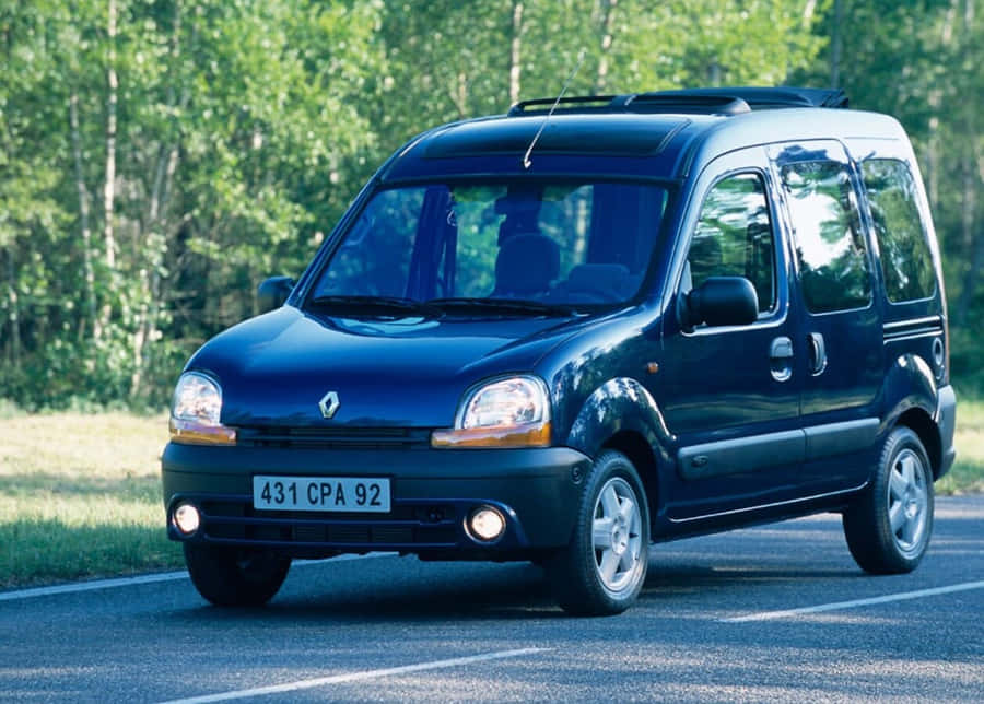 Stylish Renault Kangoo On The Move Wallpaper