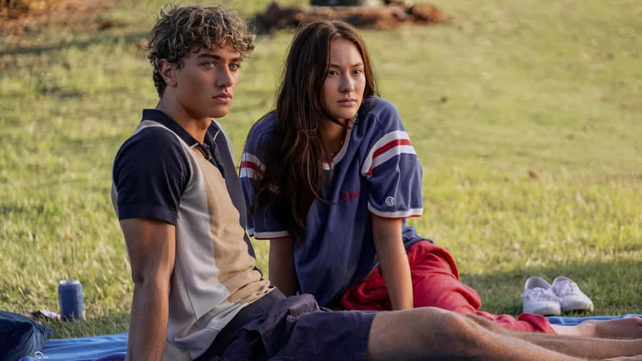 Summer Turned Pretty Teenage Reflection Wallpaper