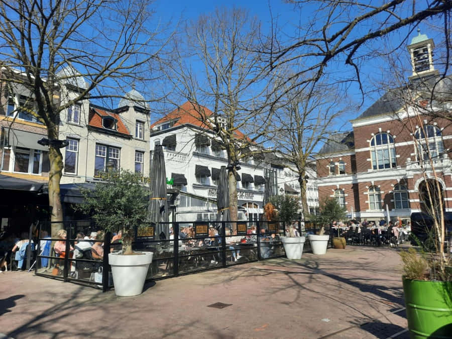 Sunny Dayin Apeldoorn City Center Wallpaper