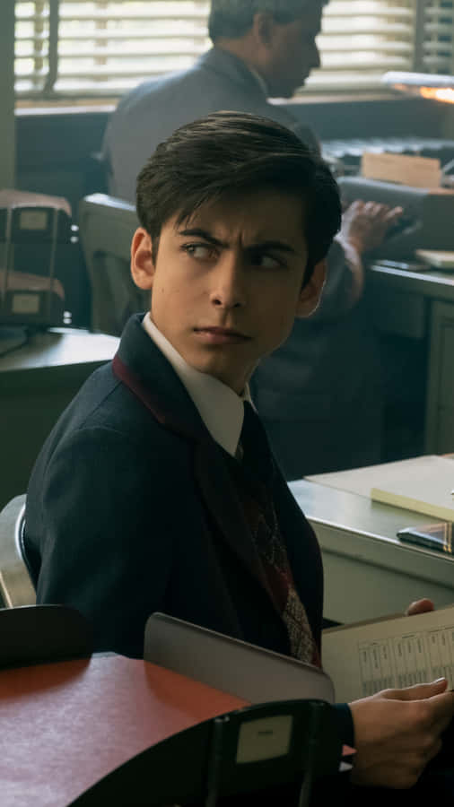 Superhero Siblings Of The Umbrella Academy Band Together For A Common Cause. Wallpaper