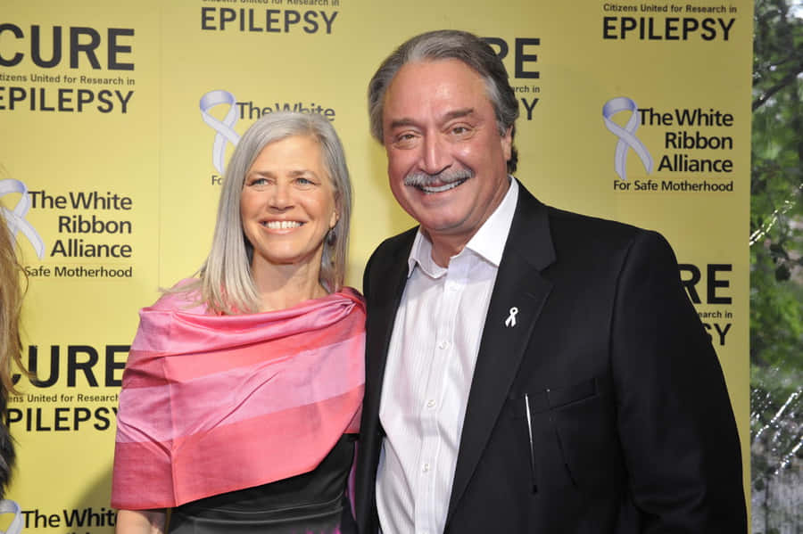 Susan Axelrod And Alex Castellanos Wallpaper