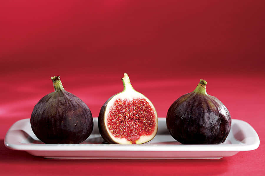 Sweet And Juicy Purple Figs Wallpaper