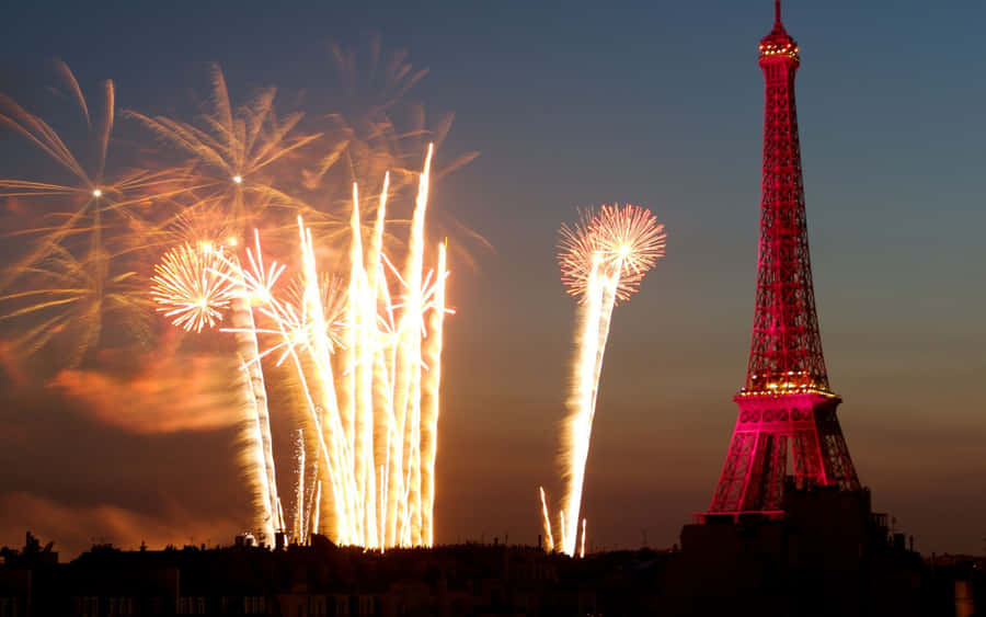 Sweet Dreams In Paris Wallpaper