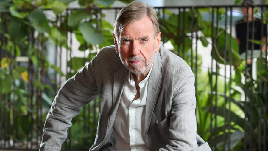 Talented British Actor Timothy Spall Posing For A Portrait. Wallpaper