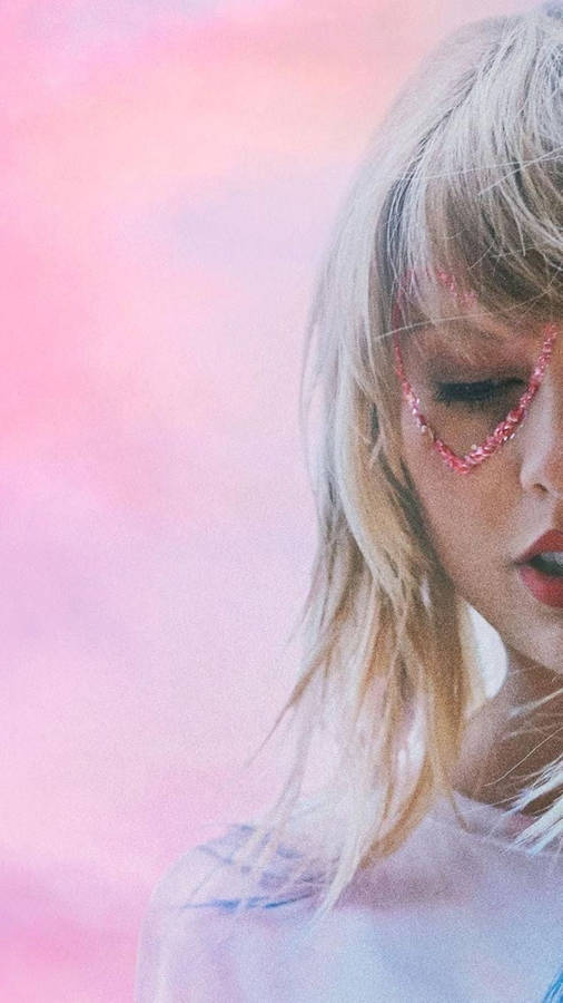 Taylor Swift Pink Heart Wallpaper
