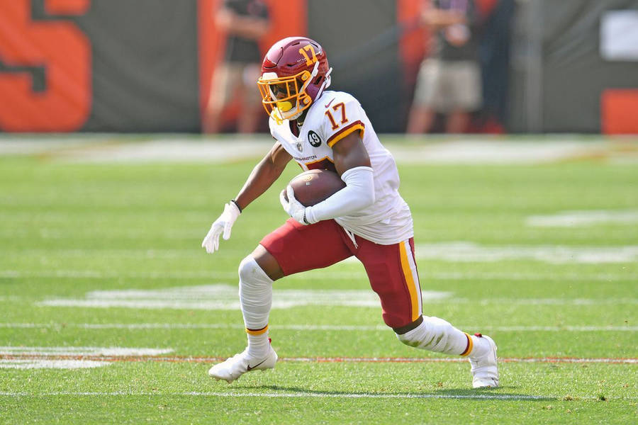 Terry Mclaurin Washington Commanders Football Team Wallpaper