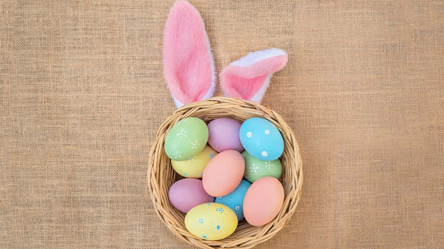 The Easter Bunny Is Here! Wallpaper