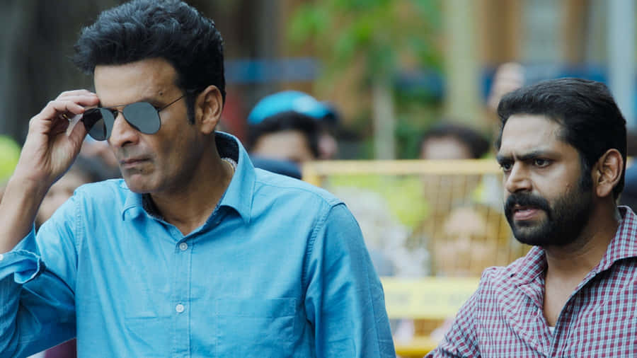 The Family Man Intense Investigation Wallpaper