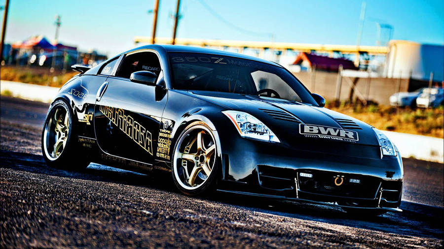 The Nissan 350z: An Iconic & Fun-to-drive Sports Car Wallpaper
