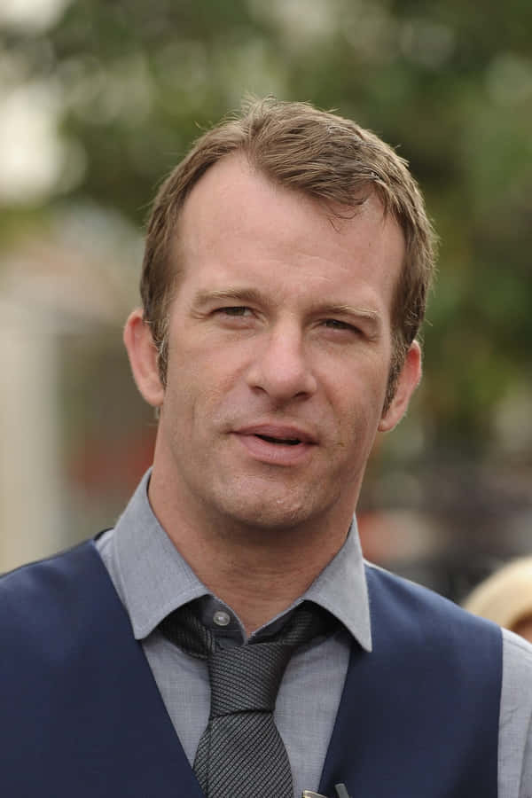 Thomas Jane In An Intense Stare Wallpaper